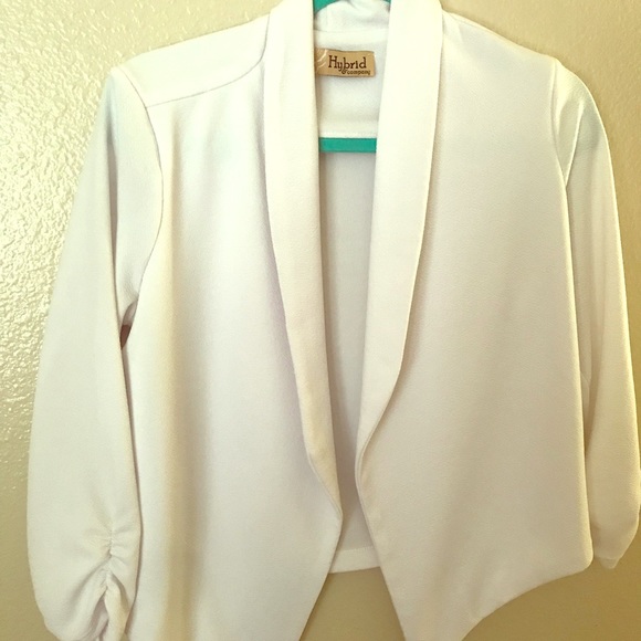 Blazer - Picture 2 of 3